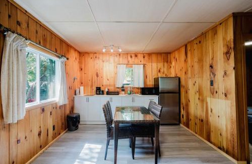 Carling House | 2-Bedroom Cottage #6 - Sand Bay