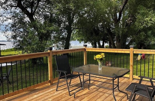 Harwood Cabin | 2 Bedroom Cottage #7: Willow Bay
