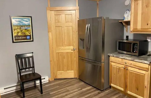 Tupper Lake House | 2 Bedroom Cottage - Adirondack Basecamp