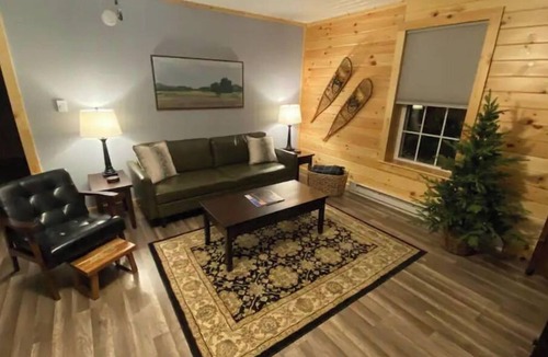 Tupper Lake House | 2 Bedroom Cottage - Adirondack Basecamp