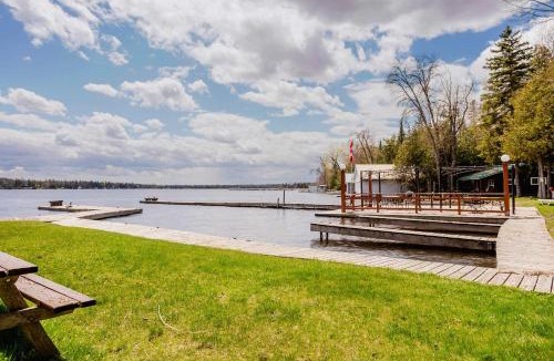 Bobcaygeon House | 2-Bedroom Cottage #11 - Ambleside