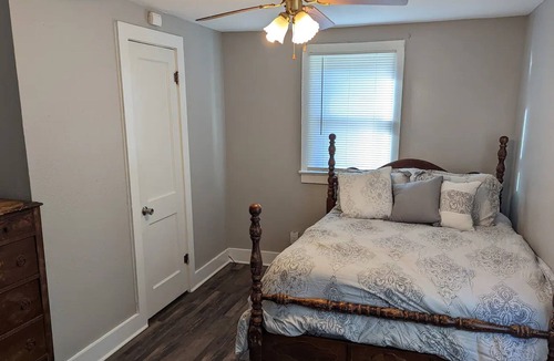 Dexter Cottage | 2 Bedroom Cottage in Dexter
