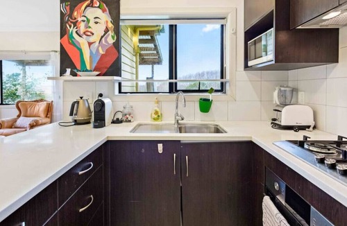 Dairy Flat House | 2 bedroom cottage in a country setting | Parking