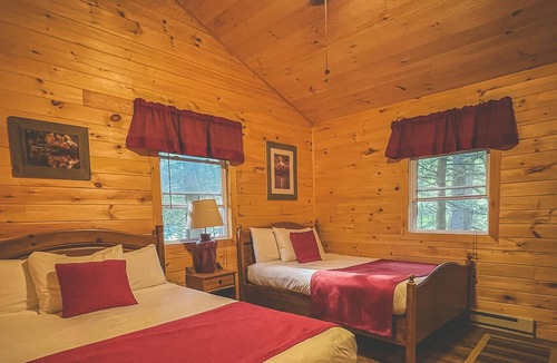 Long Lake Cottage | 2 Bedroom Cottage, sleeps 6