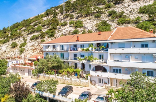 Stara Baska Apartment | 2 bedroom cozy apartment in Stara Baska 1
