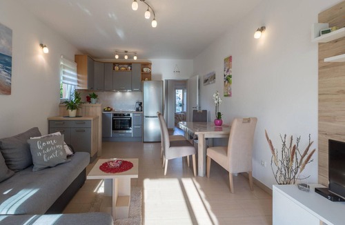 Radosi kod Zbandaja Apartment | 2 bedroom cozy apartment in Porec