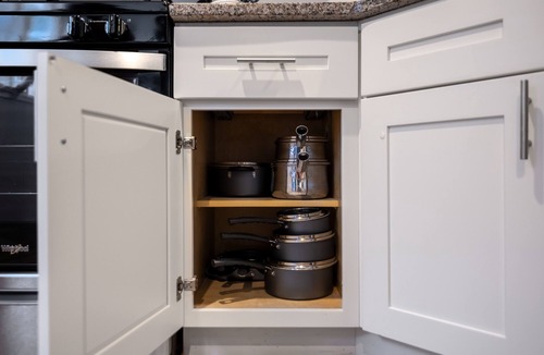 Lincoln House | 2-Bedroom Cozy Capitol View Near PBA, Memorial Stadium, and The BOB