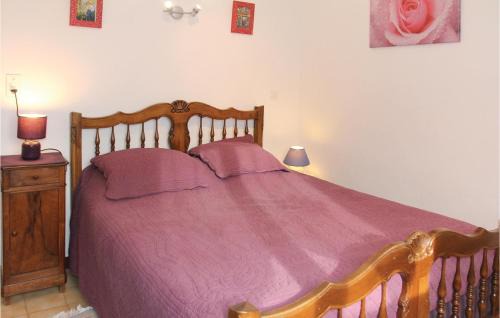 Saint-Trinit House | 2 Bedroom Cozy Home In Saint Trinit