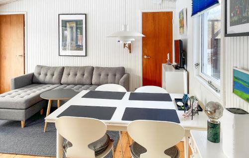 Frederiksvaerk House | 2 Bedroom Cozy Home In Frederiksværk