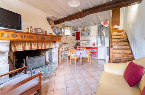 Razecueille House | 2 bedroom cozy home in Razecueillé