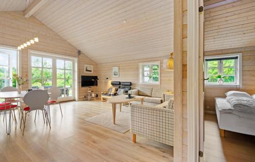 Hovborg House | 2 Bedroom Cozy Home In Hovborg