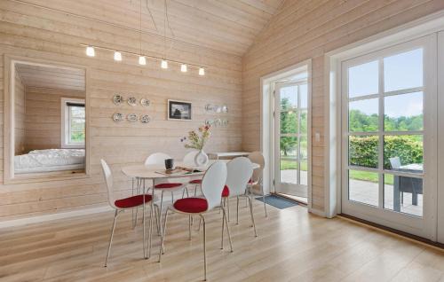 Hovborg House | 2 Bedroom Cozy Home In Hovborg