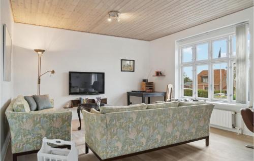 Ryomgaard House | 2 Bedroom Cozy Home In Ryomgård