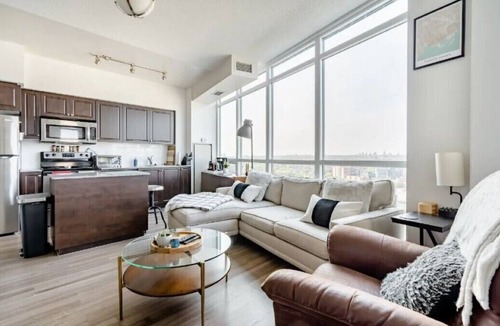 Fort York Condo | 2-Bedroom Downtown Toronto (Free Parking): Shorter Rentals Available (please DM)