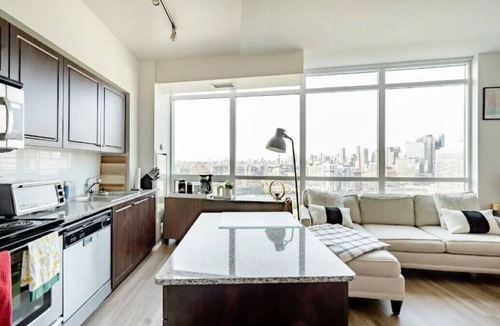 Fort York Condo | 2-Bedroom Downtown Toronto (Free Parking): Shorter Rentals Available (please DM)
