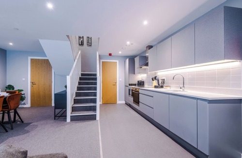 Sheffield Apartment | 2 Bedroom Duplex Apartment