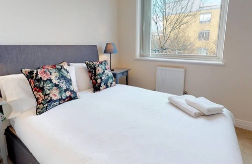 Welwyn Garden City Apartment | 2 bedroom entire flat and free parking