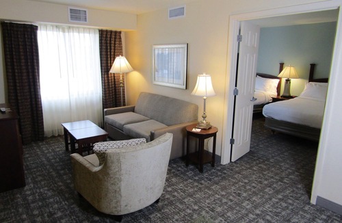 Rochester Apartment | 2 Bedroom | Equipped Suite Near the River