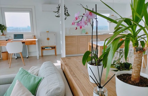 Playa Pobla de Farnals Apartment | 2-bedroom apartment sea-views in charming La Pobla de Farnalls with WiFi