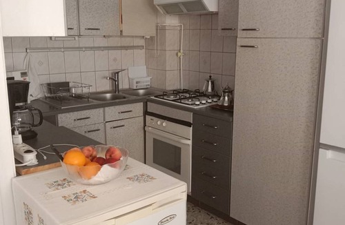 Le Chateau Apartment | 2-Bedroom Flat, 50m from the beach, near center
