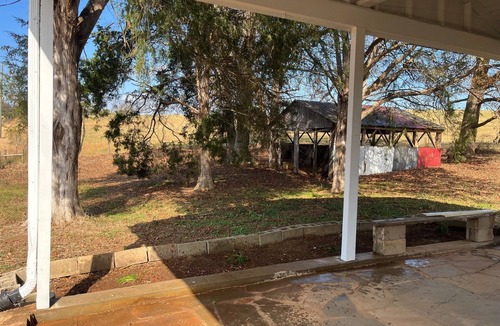 Dewy Rose House | 2+ bedroom Farm house