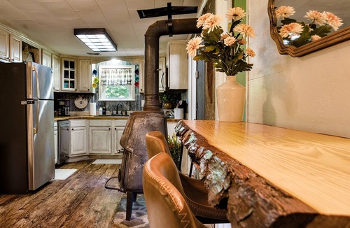 Carthage Other | 2-bedroom farmhouse in quaint Carthage with beautiful creekside access