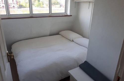 Wapping Apartment | 2 Bedroom Flat Near The River Thames