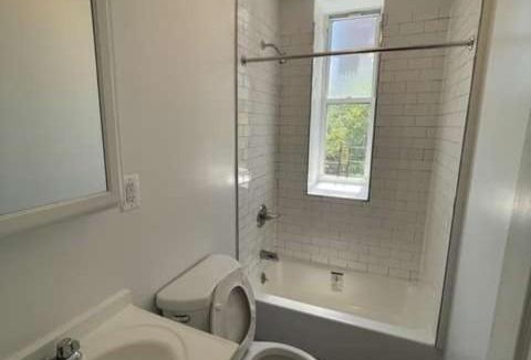 Vernon Apartment | 2 BEDROOM FOR RENT