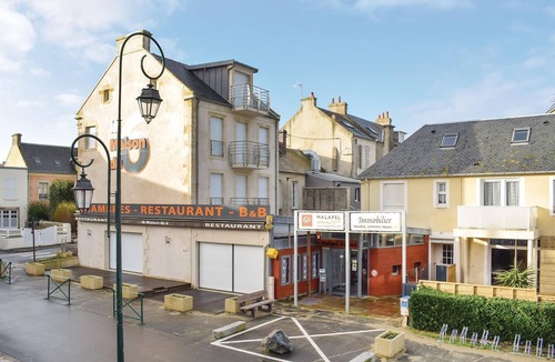 Arromanches-les-Bains House | 2 bedroom accommodation in Arromanches-les-Bains