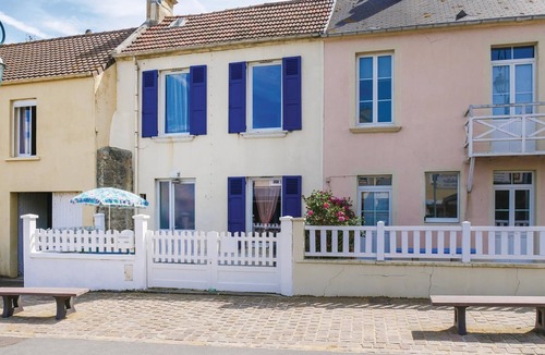 Arromanches-les-Bains House | 2 bedroom accommodation in Arromanches-les-Bains