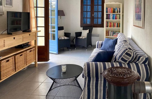 Prades-sur-Vernazobre House | 2 bedroom accommodation in Prades sur Vernazobre