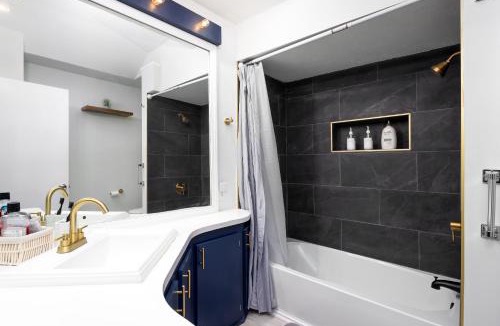 Fortson Apartment | 2 Bedroom Ft Moore Retreat