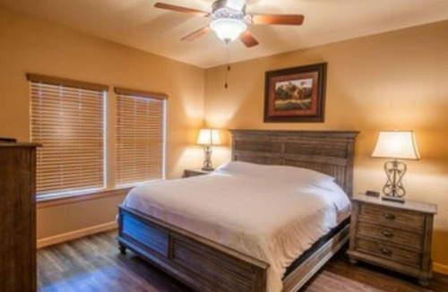 Gruene House | 2 Bedroom Fully Furnished Condo
