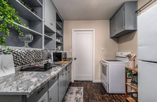 Borger House | 2 Bedroom furnished home in Borger TX, WiFi Included