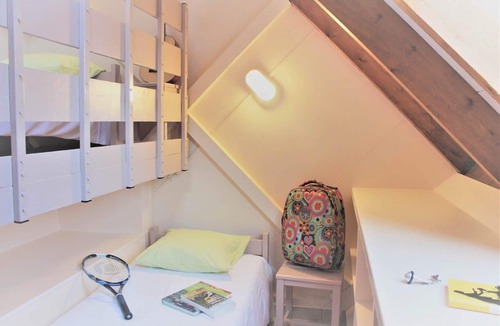 Merdrignac Ski Chalet | 2-bedroom gîte sleeps 7