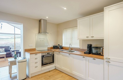 Llantilio Pertholey Cottage | 2 bedroom accommodation in Llantilio Pertholey