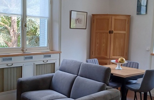Hinacourt Other | 2-bedroom gite for 4 people in a castle with park, pond, orchard, etc.