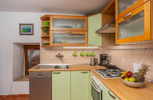 Malinska-Dubasnica House | 2 bedroom gorgeous home in Malinska Dubasnica