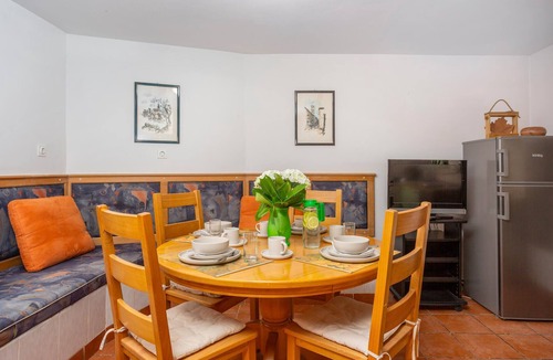 Malinska-Dubasnica House | 2 bedroom gorgeous home in Malinska Dubasnica