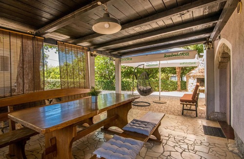 Malinska-Dubasnica House | 2 bedroom gorgeous home in Malinska Dubasnica