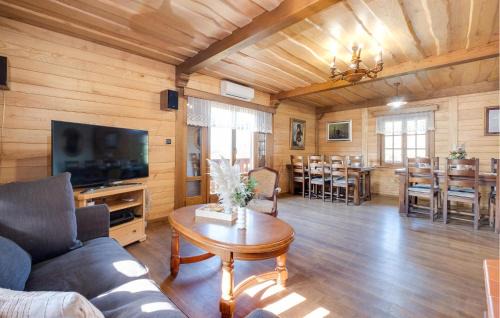 Zakanje House | 2 Bedroom Gorgeous Home In Veliki Vrh Kamanjski