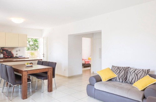 Bili brig Apartment | 2 bedroom gorgeous apartment in Makarska