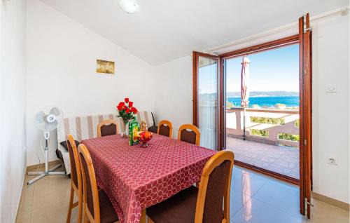 Nevidane Apartment | 2 Bedroom Gorgeous Apartment In Nevidane