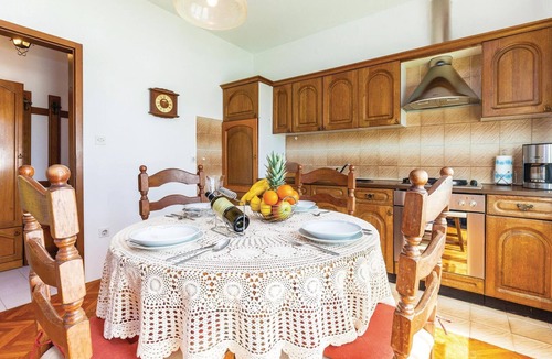 Selce Apartment | 2 bedroom gorgeous apartment in Selce