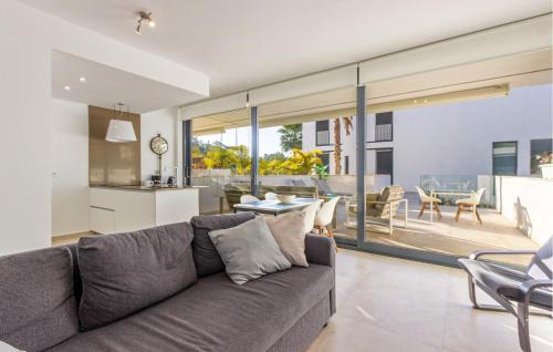 Mar de Cristal Apartment | 2 Bedroom Gorgeous Apartment In Mar De Cristal