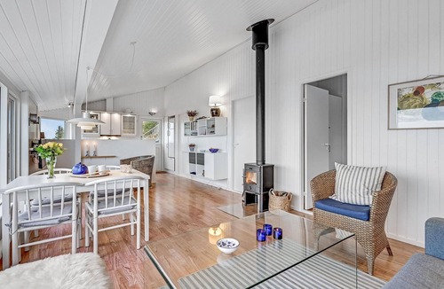 Handrup Strand House | 2 bedroom gorgeous home in Ebeltoft
