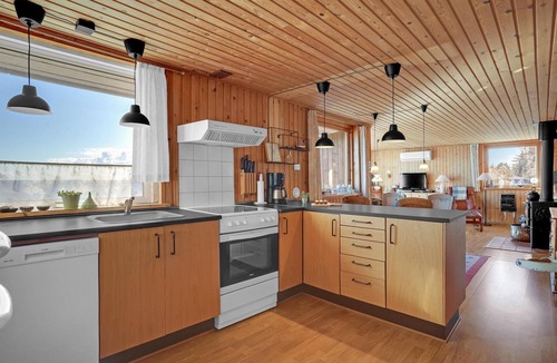 Handrup Strand House | 2 bedroom gorgeous home in Ebeltoft