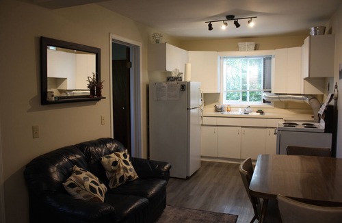 Keewatin House | 2 bedroom Guest Suite on the water