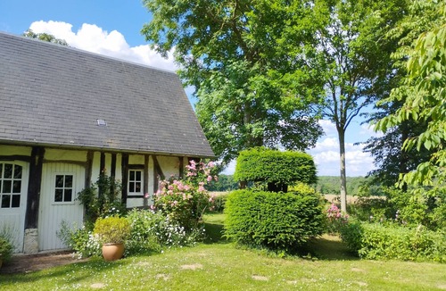 Le Mesnil-Jourdain House | 2-bedroom house typical Normandy countryside quiet near forest 105km Paris