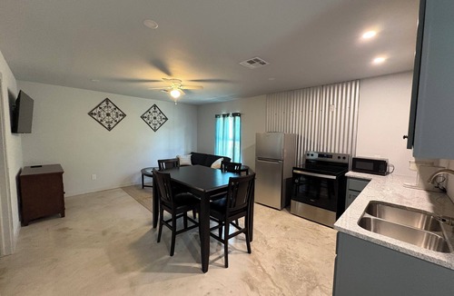 Comfort Cottage | 2-bedroom home in historic Comfort